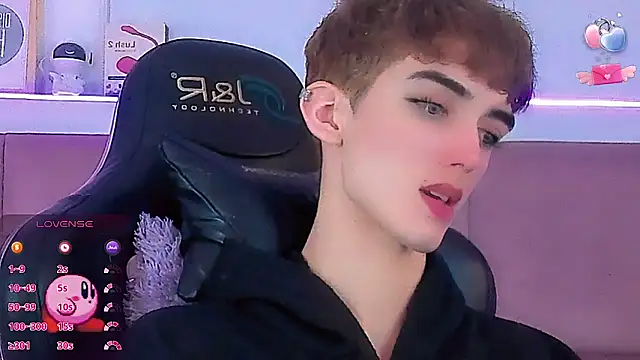 Baby FenixTS online show from 02/14/26, 09:06