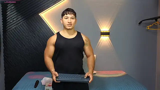 Horny nick18 online show from 02/28/26, 12:17