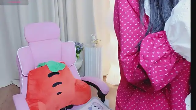 Miu-999 online show from 12/18/25, 02:06