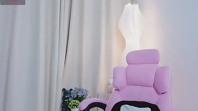 Miu-999 online show from 04/10/26, 02:06