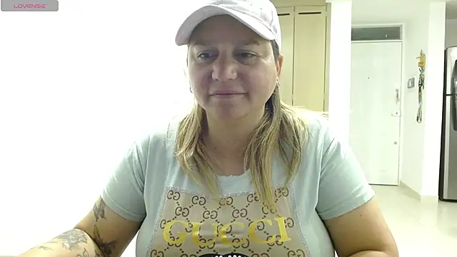 Snapshot of haashkyo chatting on 06/14/26, 05:31 haashkyo online show from 06/14/26, 05:31