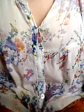 babyjunee12 online show from 05/12/26, 12:19