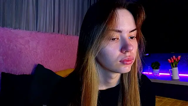 Snapshot of telari0l0ve chatting on 11/15/25, 08:55 telari0l0ve online show from 11/15/25, 08:55