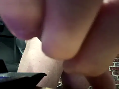 Snapshot of fcach2244 chatting on 12/16/25, 12:04 fcach2244 online show from 12/16/25, 12:04