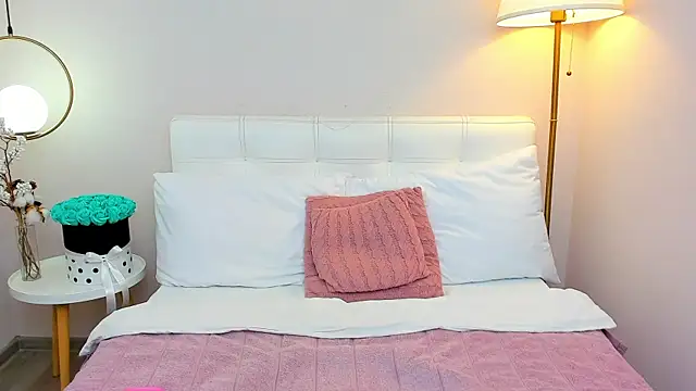 AndreaButt online show from 04/07/26, 05:19