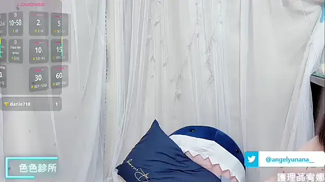 tw angelyunana online show from 10/08/25, 02:04