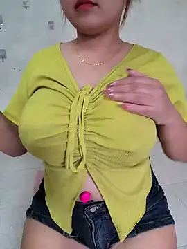 Akira sera online show from 10/08/25, 01:03