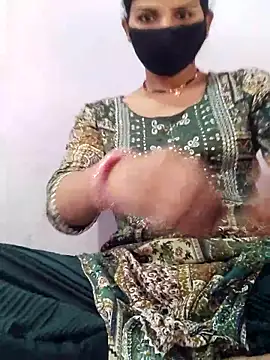 poojam93 online show from 10/16/25, 01:50