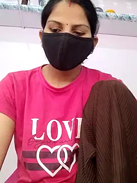 poojam93 online show from 11/22/25, 03:27