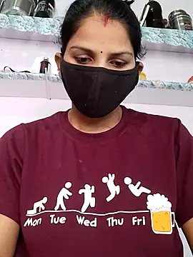 poojam93 online show from 11/30/25, 03:43