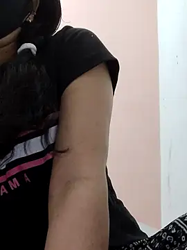 poojam93 online show from 02/09/26, 06:06