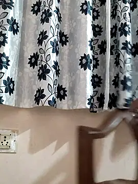 poojam93 online show from 04/30/26, 02:29