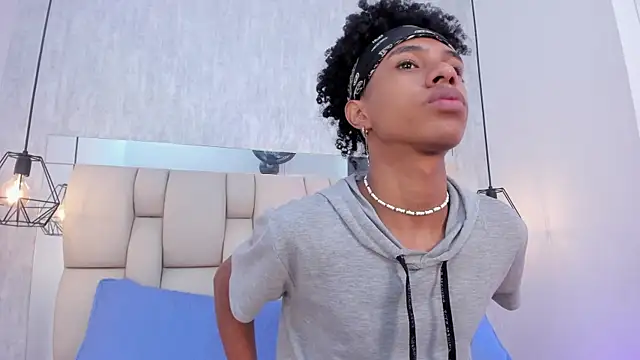 Johan gz  online show from 10/09/25, 11:41