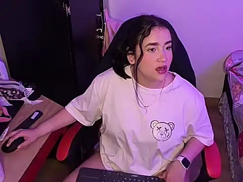 ChloeSnoww online show from 09/27/25, 03:22