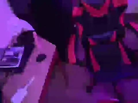 ChloeSnoww online show from 09/30/25, 03:22