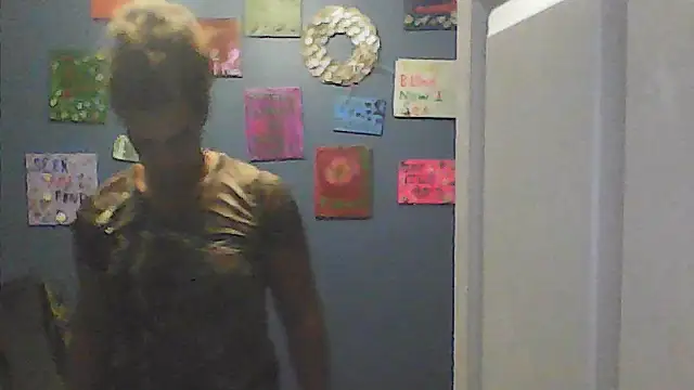 sarahkat86 online show from 10/24/25, 01:13