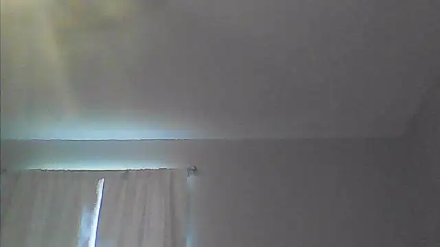 sarahkat86 online show from 04/11/26, 09:41