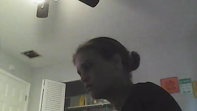 sarahkat86 online show from 05/19/26, 09:32