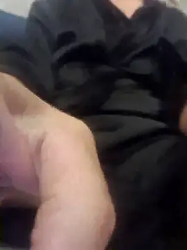 Snapshot of lucamila2903 chatting on 11/14/25, 06:39 lucamila2903 online show from 11/14/25, 06:39