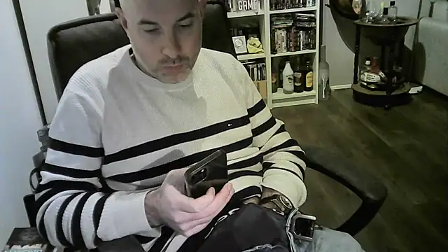 Chrisprngr online show from 04/07/26, 04:51