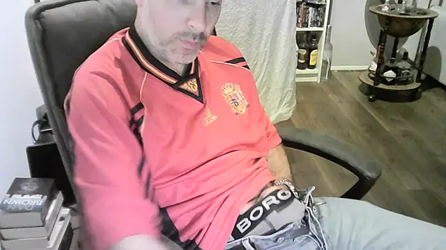 Chrisprngr online show from 07/20/26, 06:43