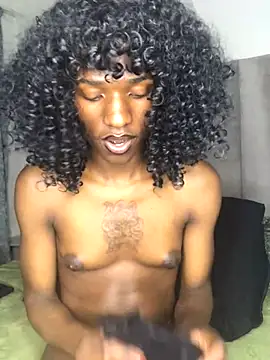 Trans fairy online show from 10/03/25, 08:06