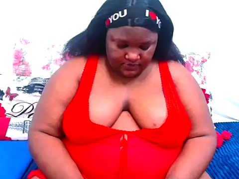 ChubbyBoobsxxx online show from 10/28/25, 06:28