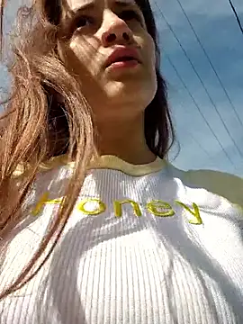 aytanna torrez online show from 10/21/25, 12:50