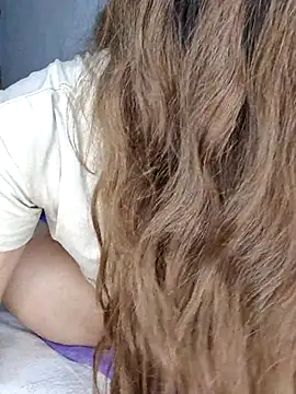 aytanna torrez online show from 11/05/25, 06:19