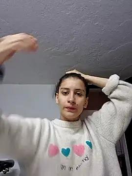 aytanna torrez online show from 11/13/25, 12:15