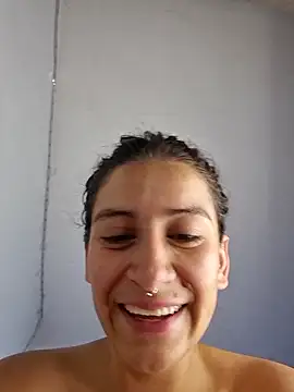 aytanna torrez online show from 11/22/25, 11:53