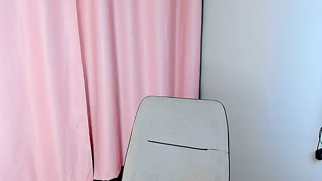 yoi mika online show from 10/04/25, 09:57