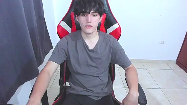 Snapshot of eren_188 chatting on 09/30/25, 08:03 eren 188 online show from 09/30/25, 08:03