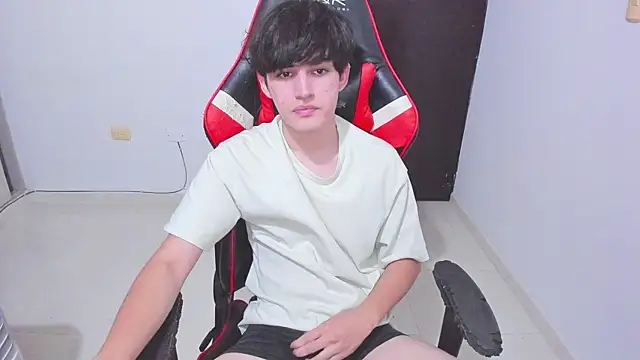 Snapshot of eren_188 chatting on 01/05/26, 11:30 eren 188 online show from 01/05/26, 11:30