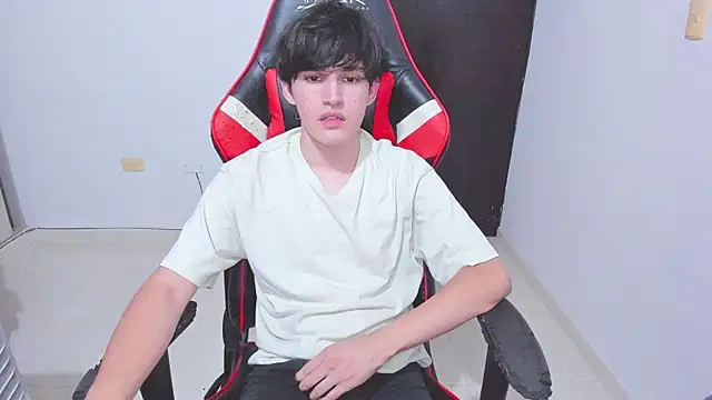 Snapshot of eren_188 chatting on 01/14/26, 02:39 eren 188 online show from 01/14/26, 02:39