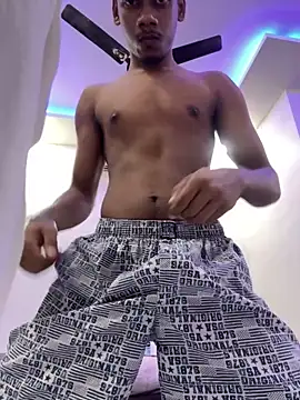 Snapshot of Lustking2406 chatting on 09/23/25, 09:01 Lustking2406 online show from 09/23/25, 09:01