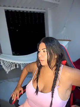 samanthahut1 online show from 04/28/26, 02:27