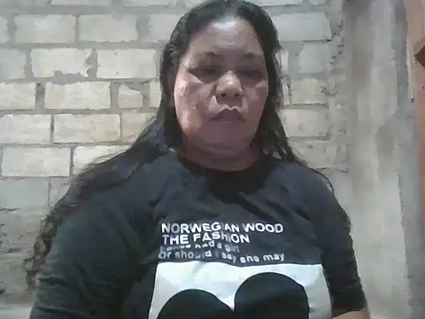 Snapshot of xxbernxxx chatting on 09/25/25, 02:15 xxbernxxx online show from 09/25/25, 02:15