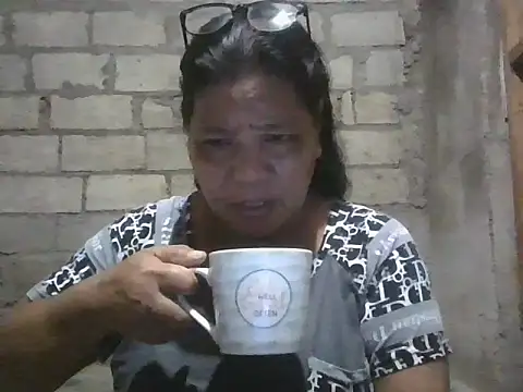 Snapshot of xxbernxxx chatting on 10/03/25, 09:34 xxbernxxx online show from 10/03/25, 09:34