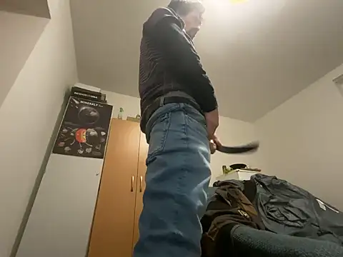 Salon1986 online show from 11/30/25, 11:20