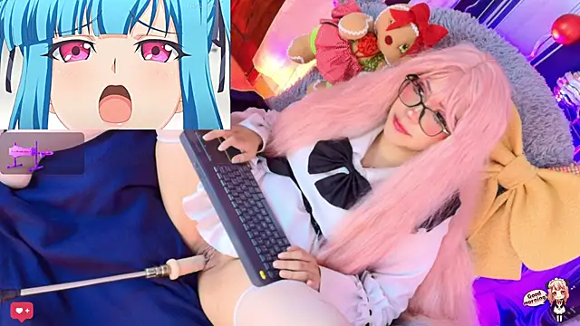 Snapshot of mitsuki-- chatting on 12/14/25, 02:11 mitsuki-- online show from 12/14/25, 02:11