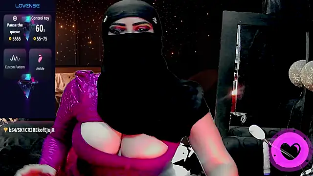 SultanaLayla online show from 11/29/25, 08:56