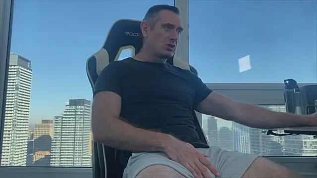 TheDonnyBasilisk online show from 10/03/25, 01:30