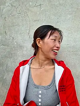 ngocngoc cute online show from 10/14/25, 04:02