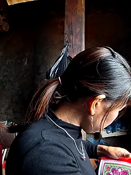 ngocngoc cute online show from 10/26/25, 03:56