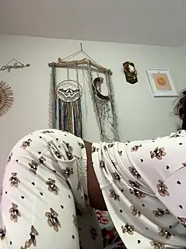 lilcubangoddess online show from 01/16/26, 04:11