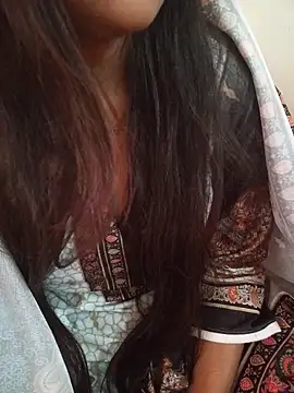 Neha Tyagi online show from 11/24/25, 05:29