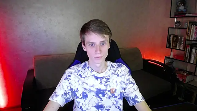 Snapshot of yes_cute_boy_ chatting on 10/01/25, 06:14 yes cute boy online show from 10/01/25, 06:14