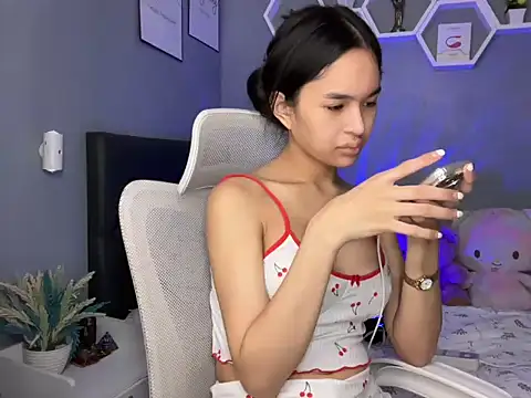 lelasohna online show from 11/22/25, 10:14