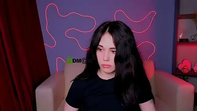 riley sanders online show from 12/01/25, 08:25